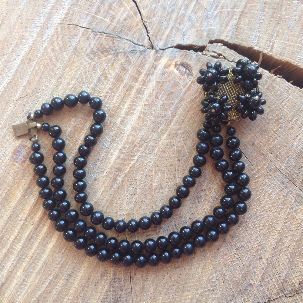 Antique Black Beaded Bracelet - Picture 2 of 4